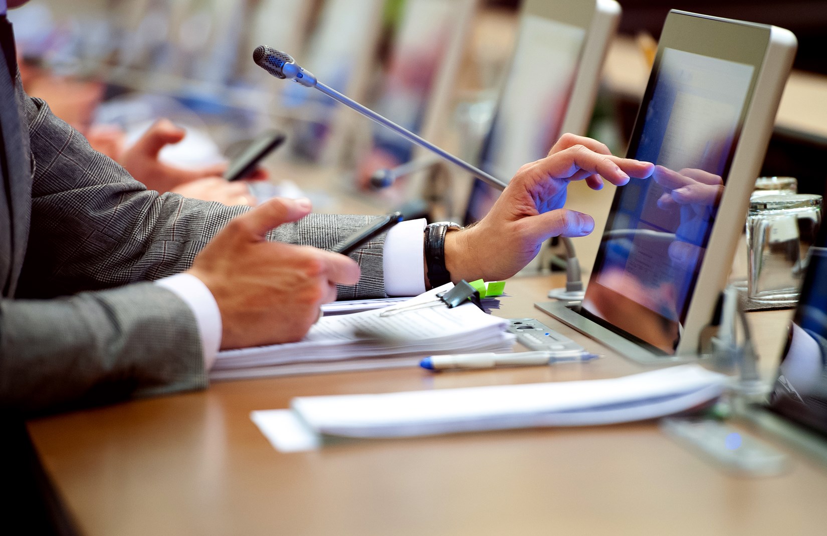 videoconferencing-2 videoconferencing-2